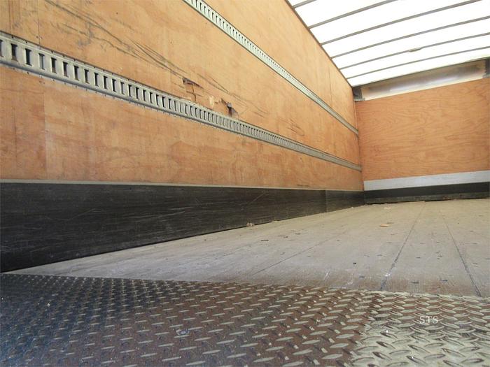 Used 2014 FREIGHTLINER BUSINESS CLASS M2 106