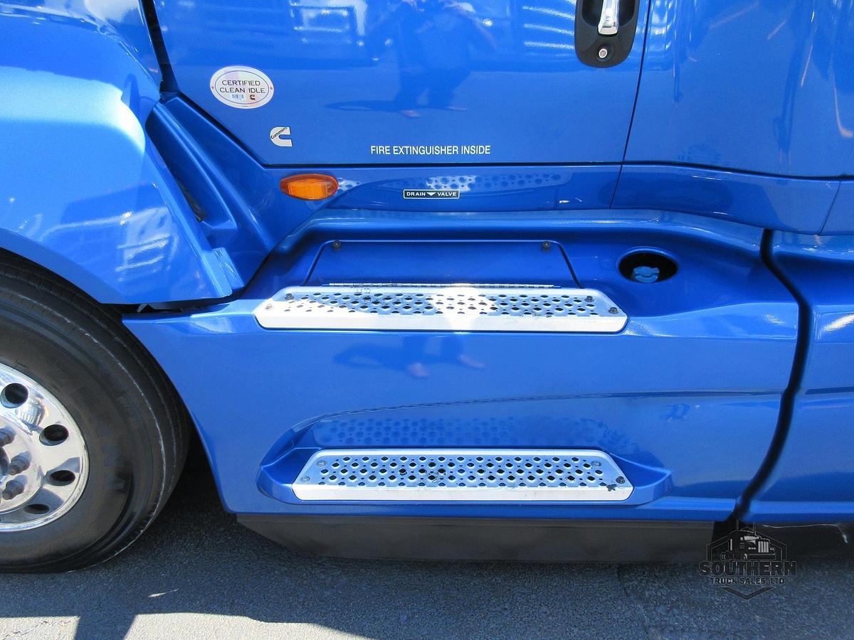 Used 2021 INTERNATIONAL LT