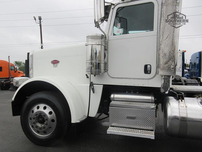 Used 2019 PETERBILT 389