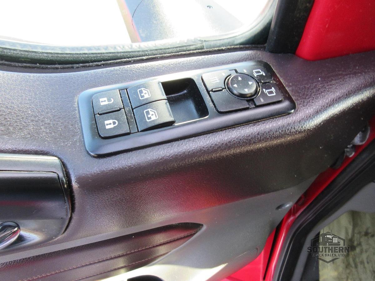 Used 2021 INTERNATIONAL LT