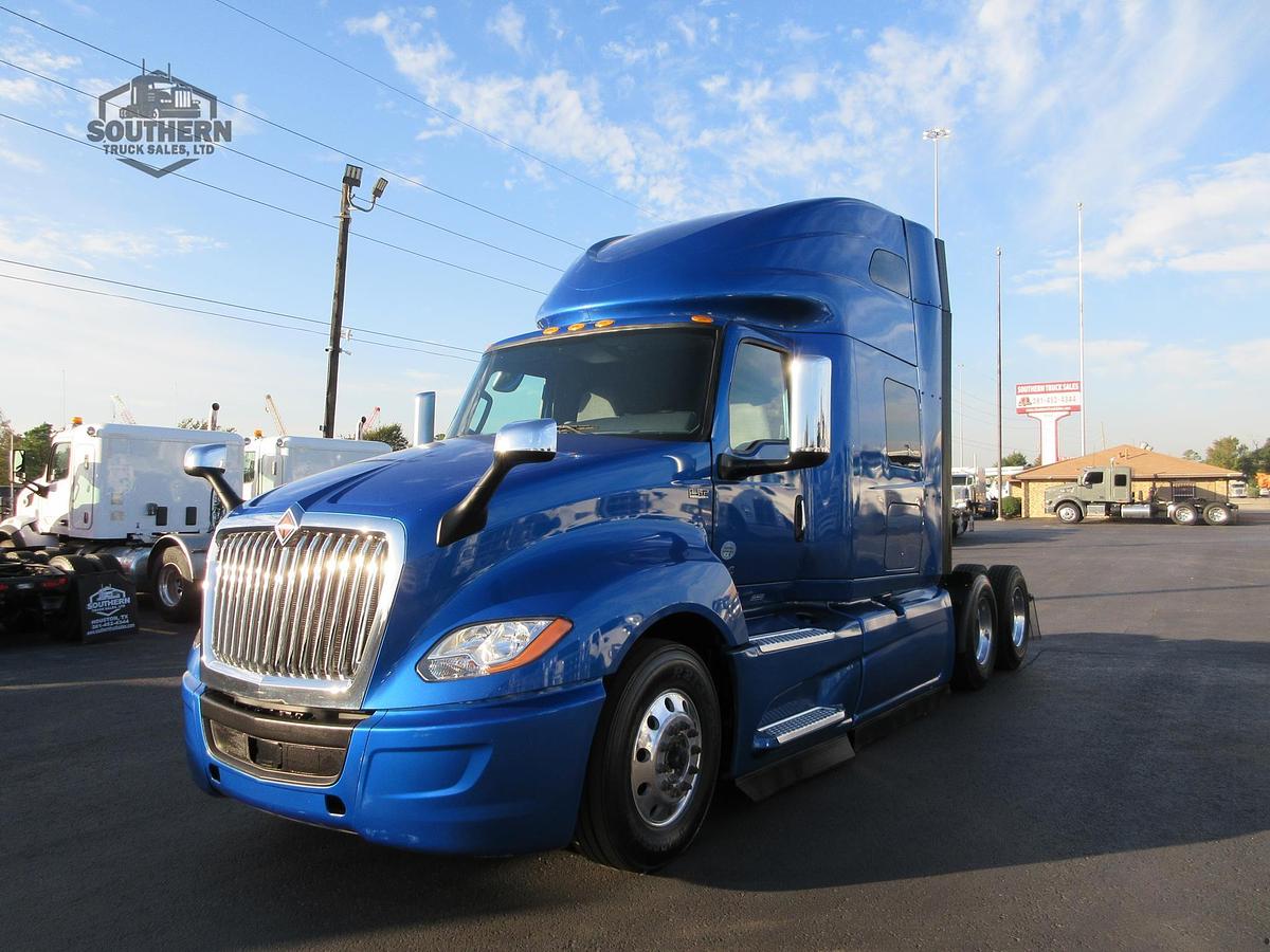 Used 2021 INTERNATIONAL LT