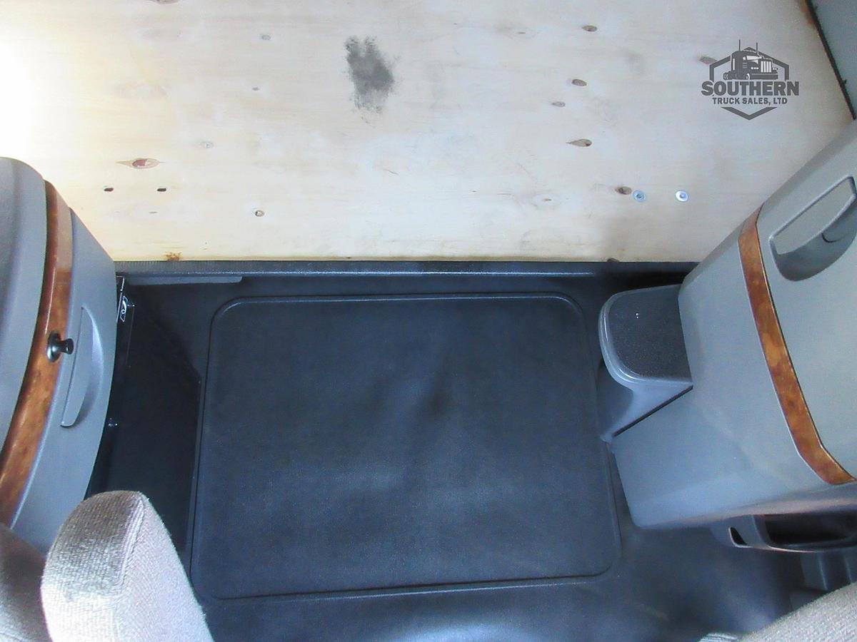 Used 2021 INTERNATIONAL LT