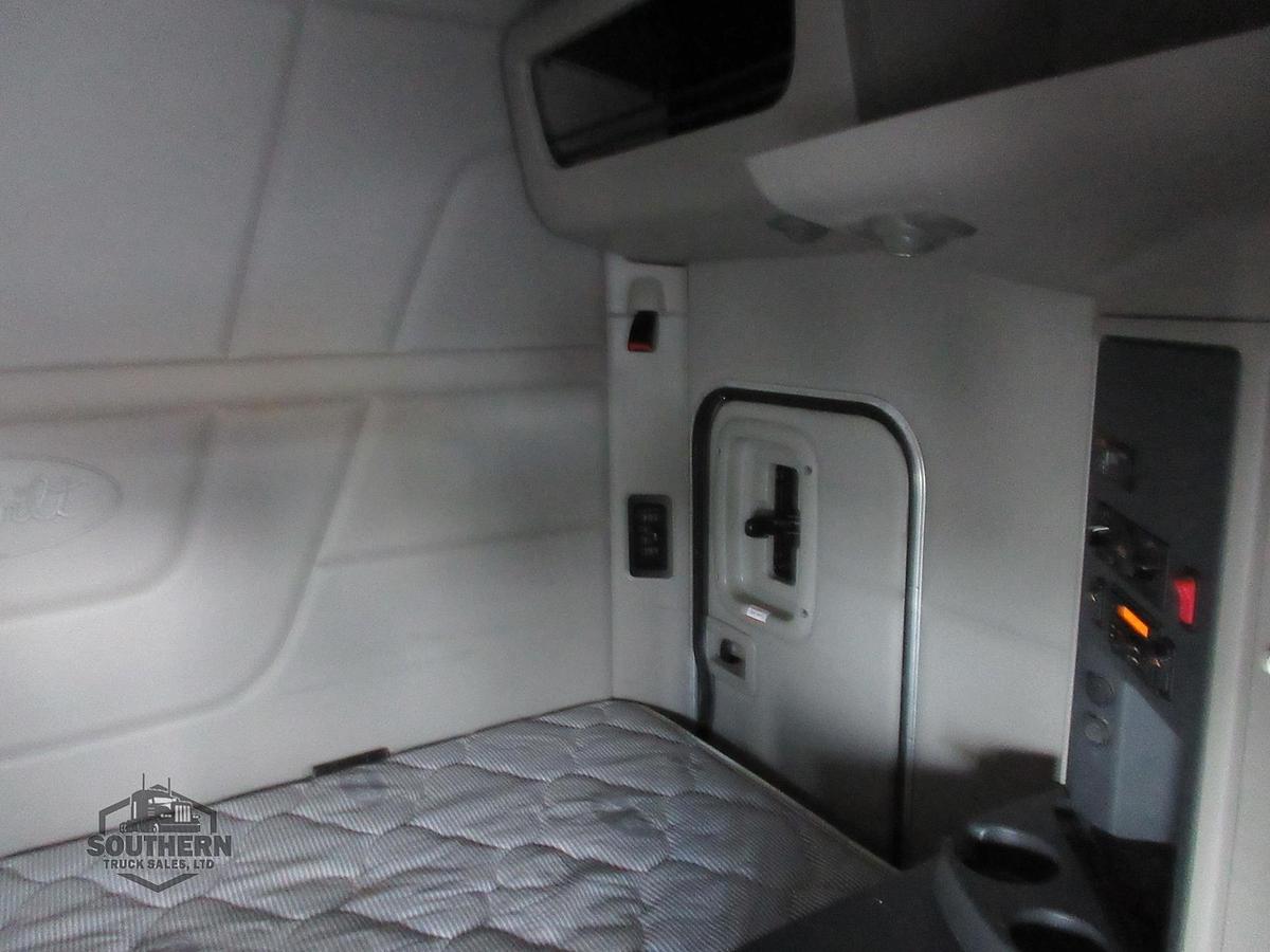 Used 2023 PETERBILT 567