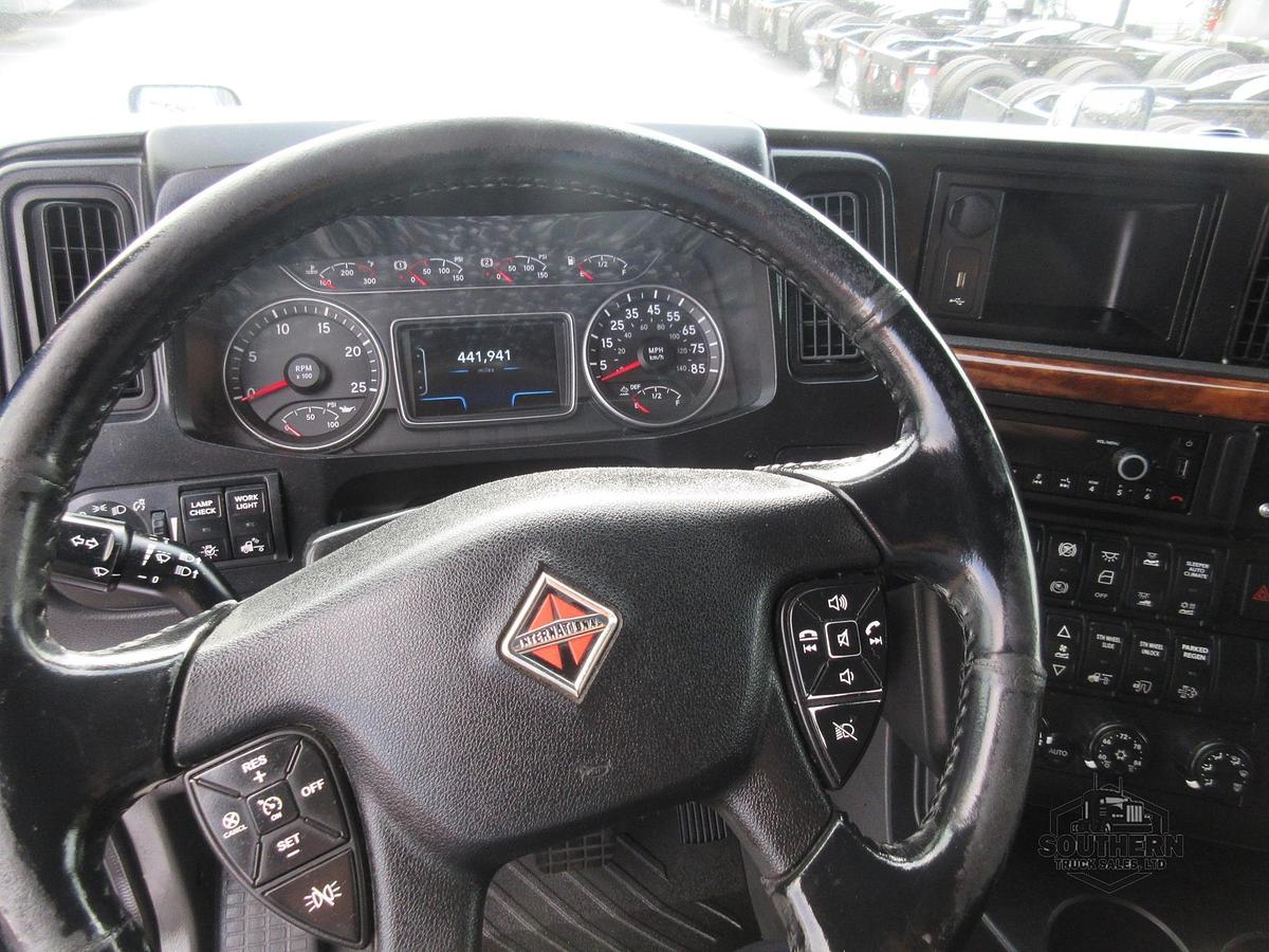 Used 2021 INTERNATIONAL LT