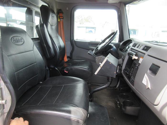 Used 2013 PETERBILT 348