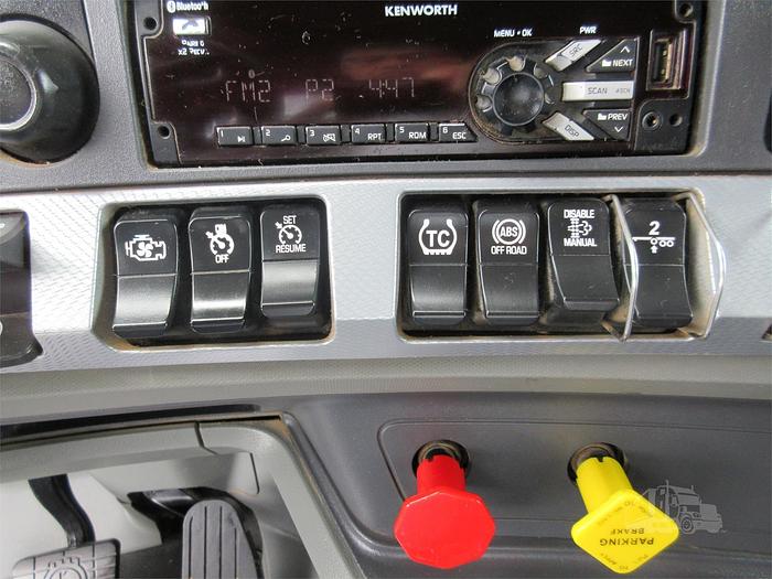 Used 2021 KENWORTH T880