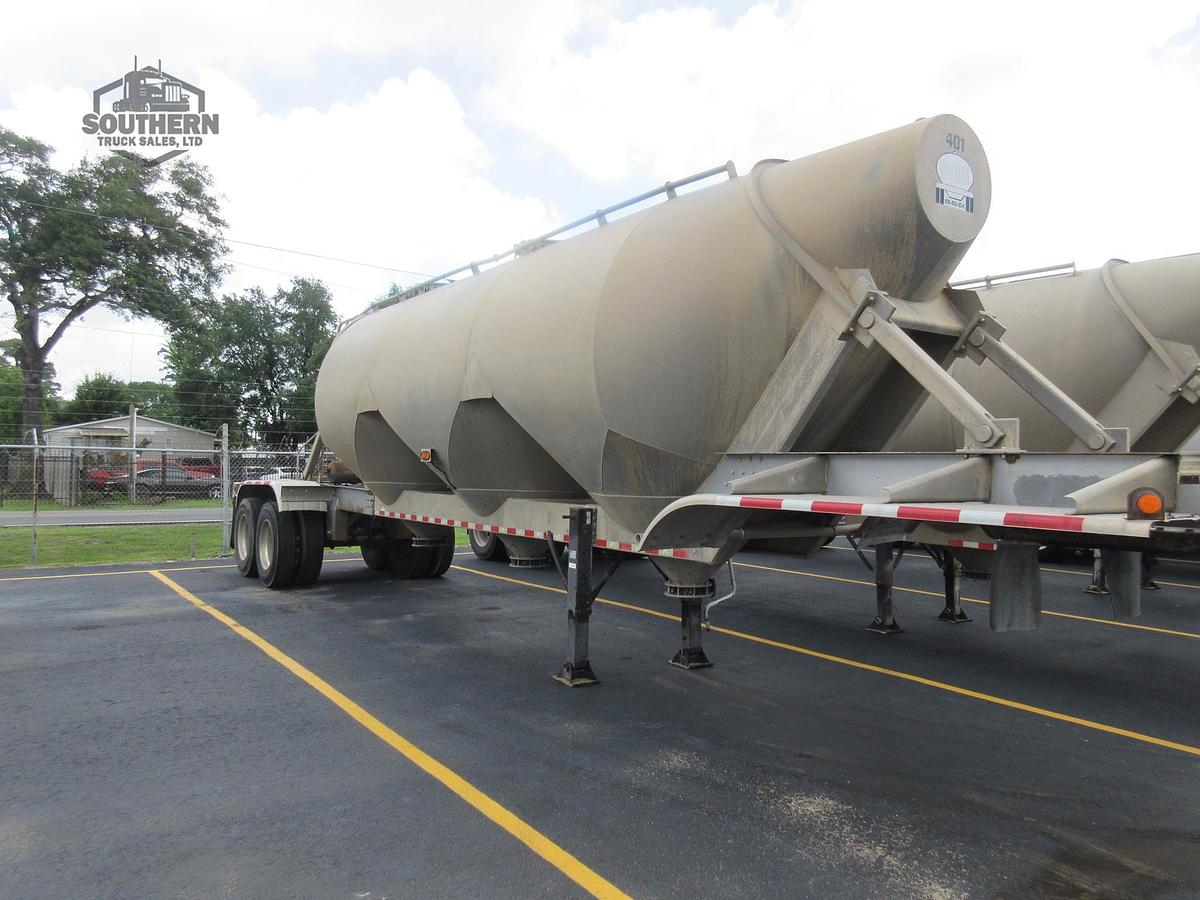 Used 2010 VANTAGE 1000 cu ft
