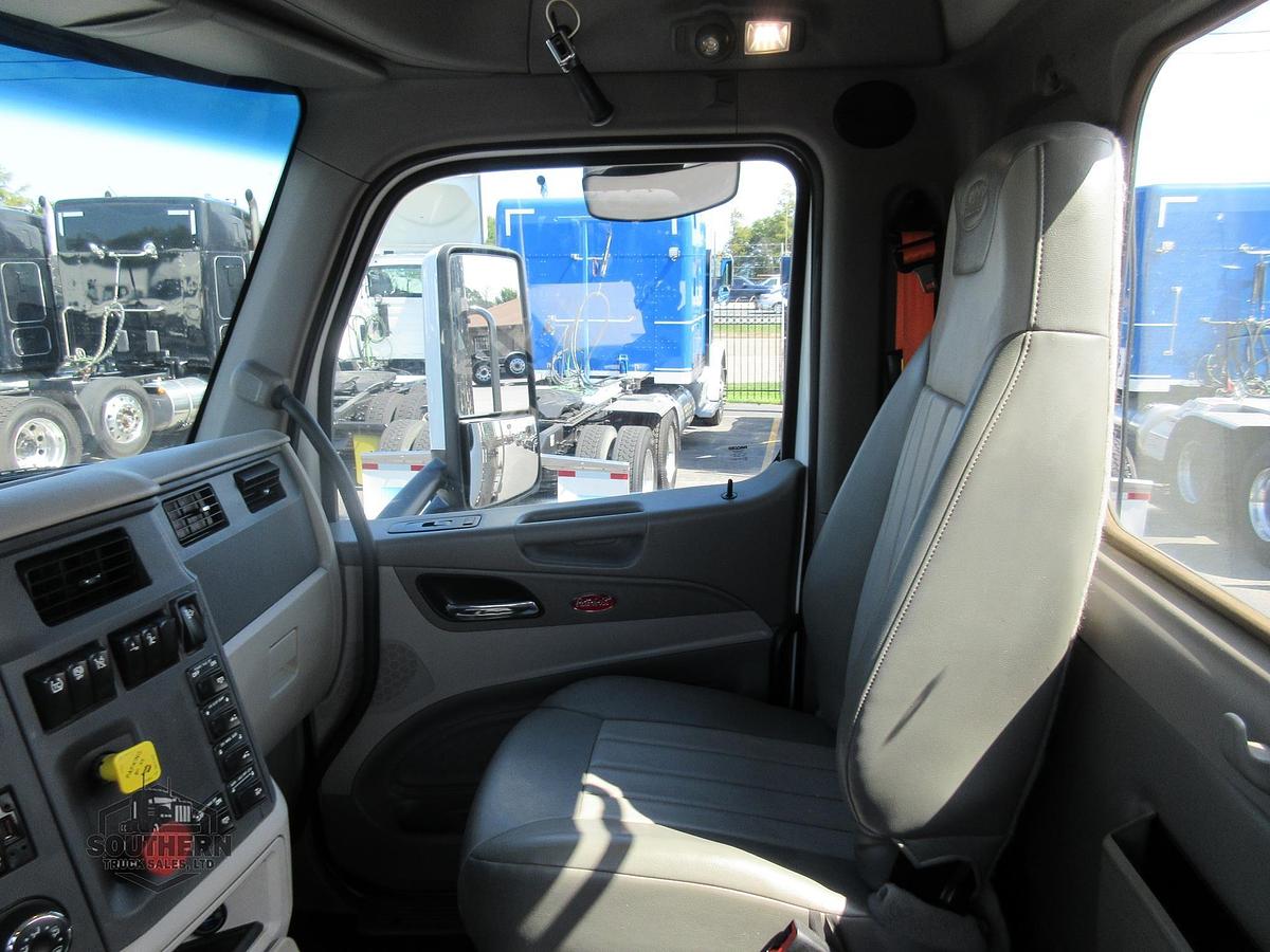 Used 2018 PETERBILT 579