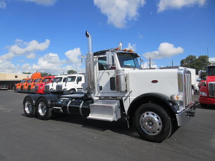 Used 2015 PETERBILT 389 - 6810