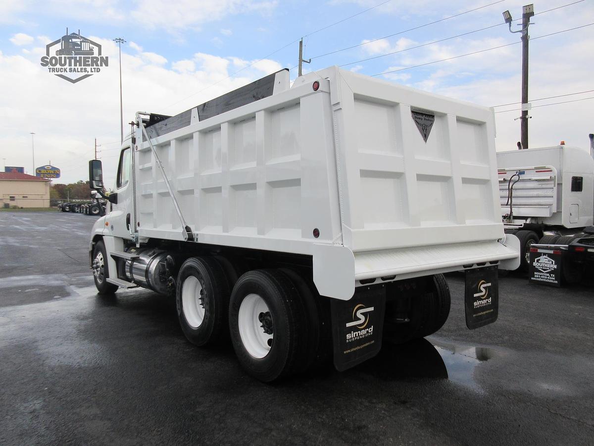 Used 2020 FREIGHTLINER CASCADIA 125