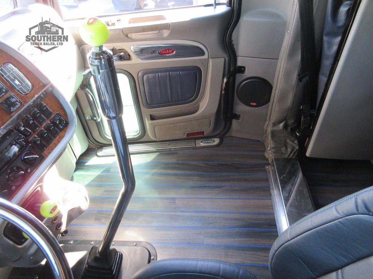 Used 2006 PETERBILT 379EXHD