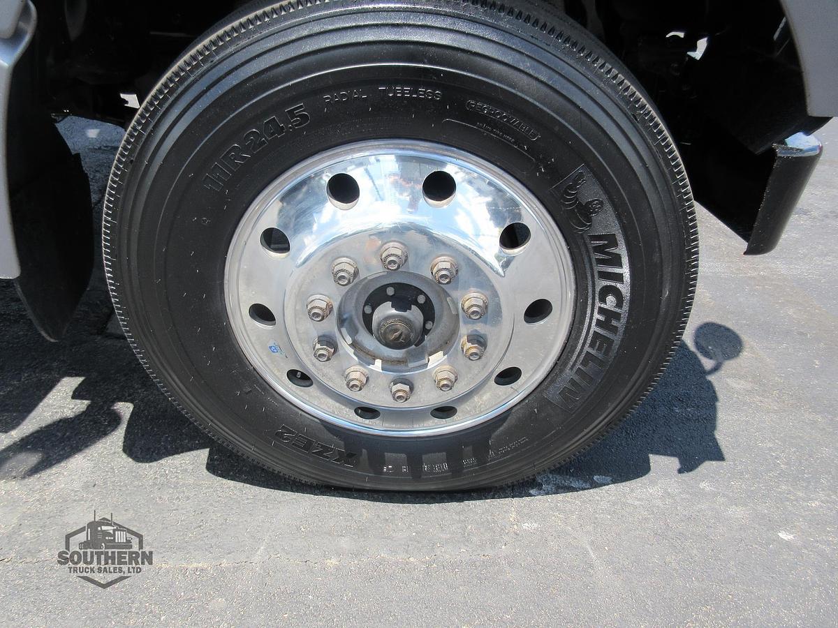 Used 2019 PETERBILT 567