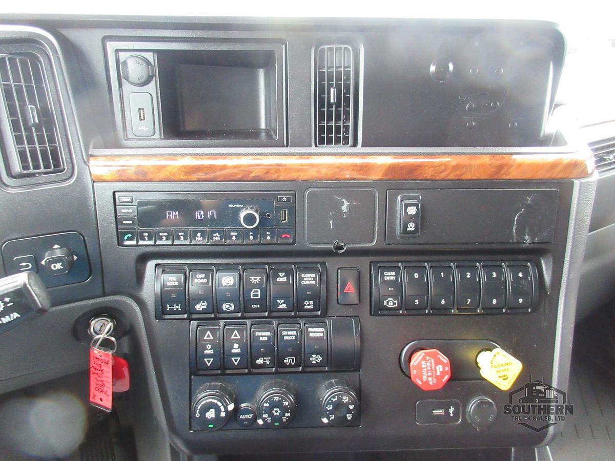 Used 2021 INTERNATIONAL LT