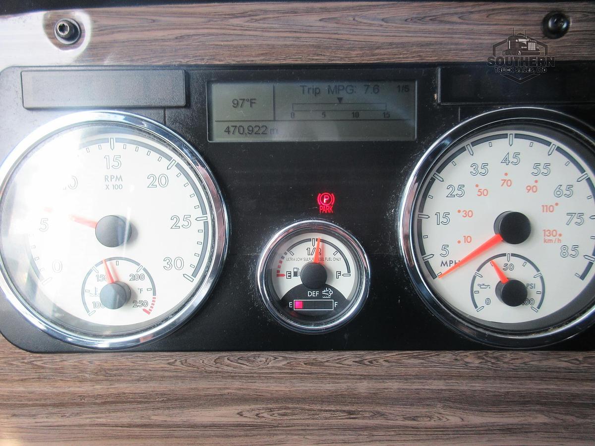 Used 2020 FREIGHTLINER 122SD