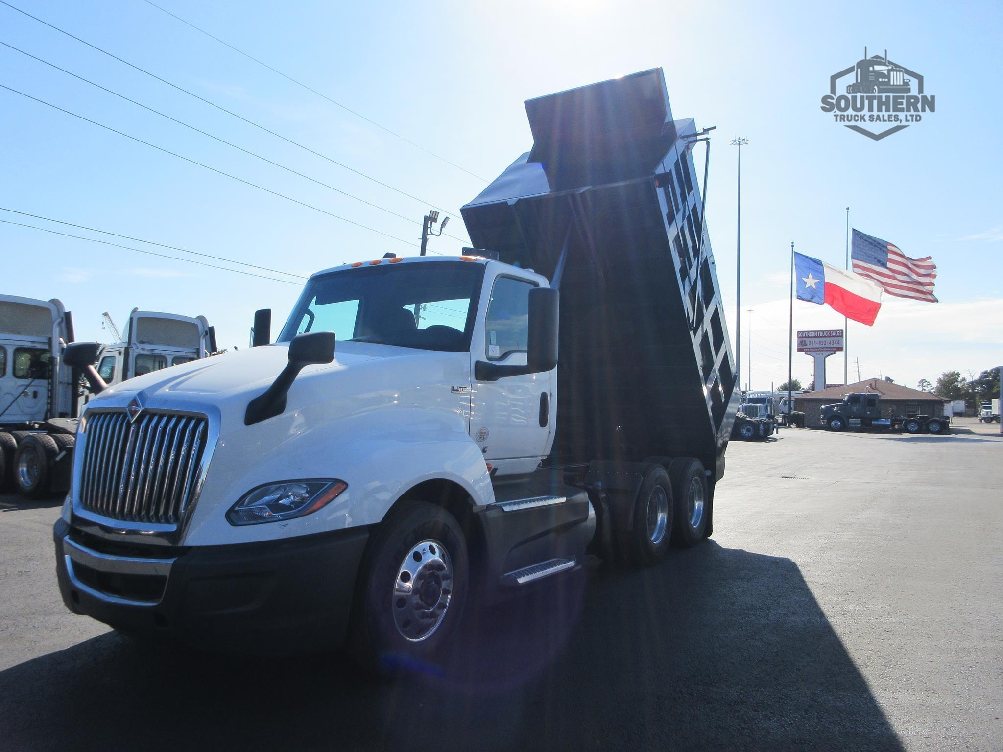 Used 2022 INTERNATIONAL LT