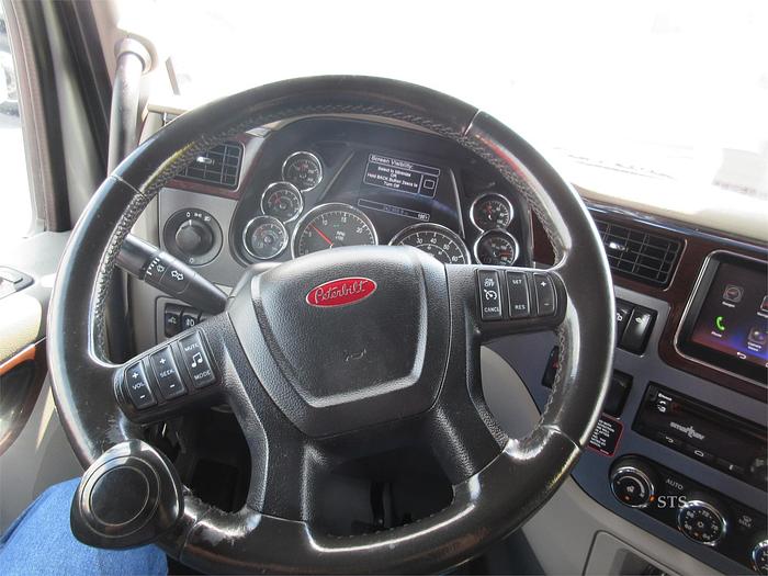 Used 2018 PETERBILT 579