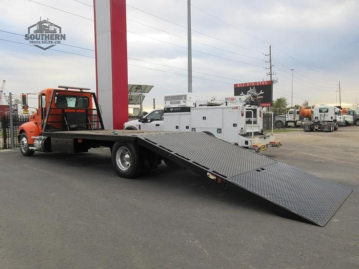 Used 2018 PETERBILT 337