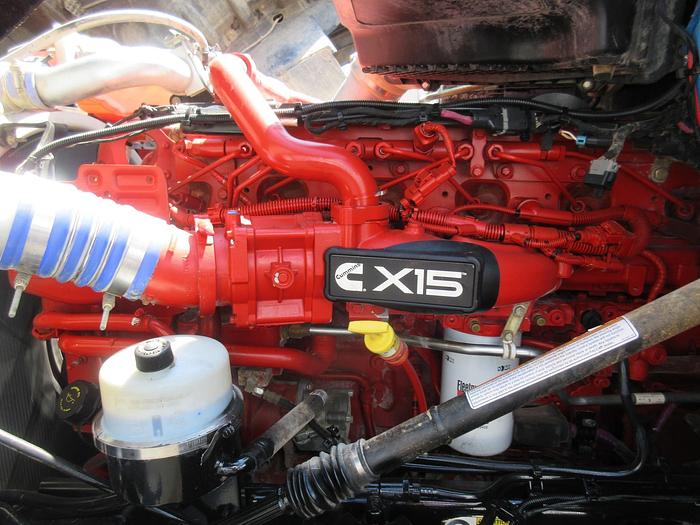 Used 2021 KENWORTH T880