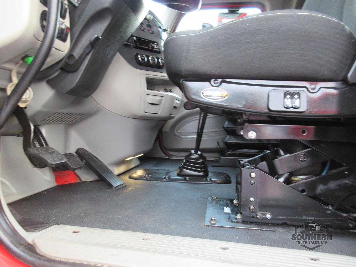 Used 2021 PETERBILT 567