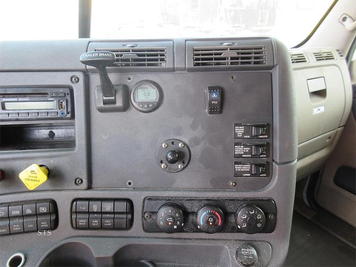 Used 2017 FREIGHTLINER CASCADIA 125