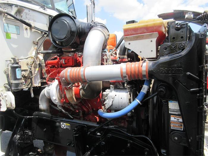 Used 2015 PETERBILT 365