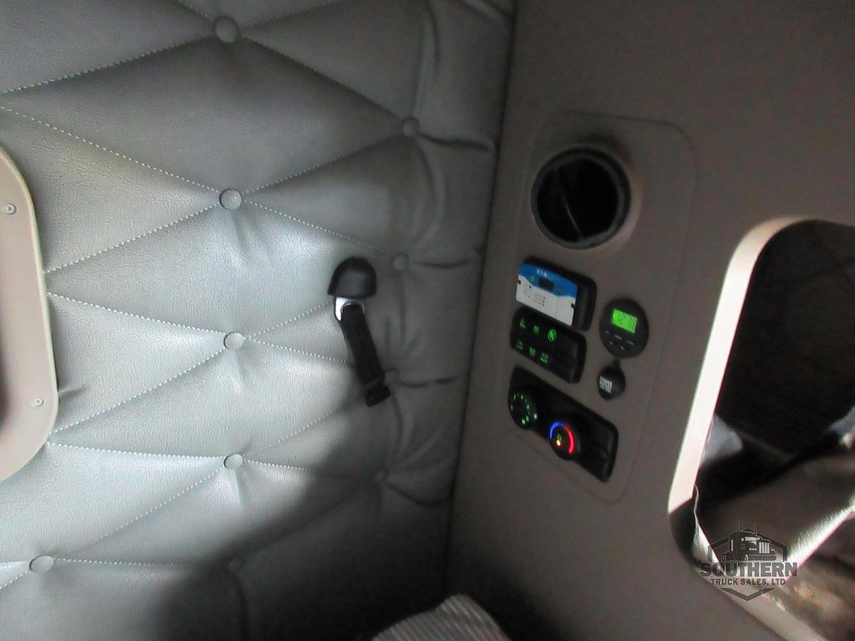 Used 2020 FREIGHTLINER CASCADIA 125