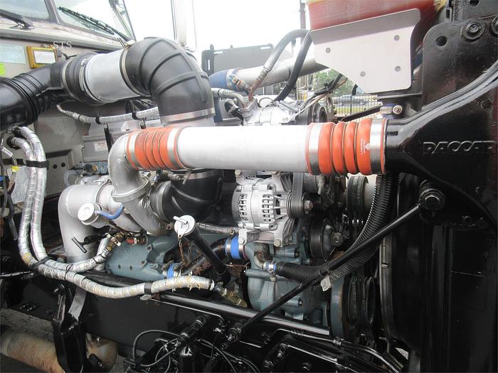 Used 2017 PETERBILT 389