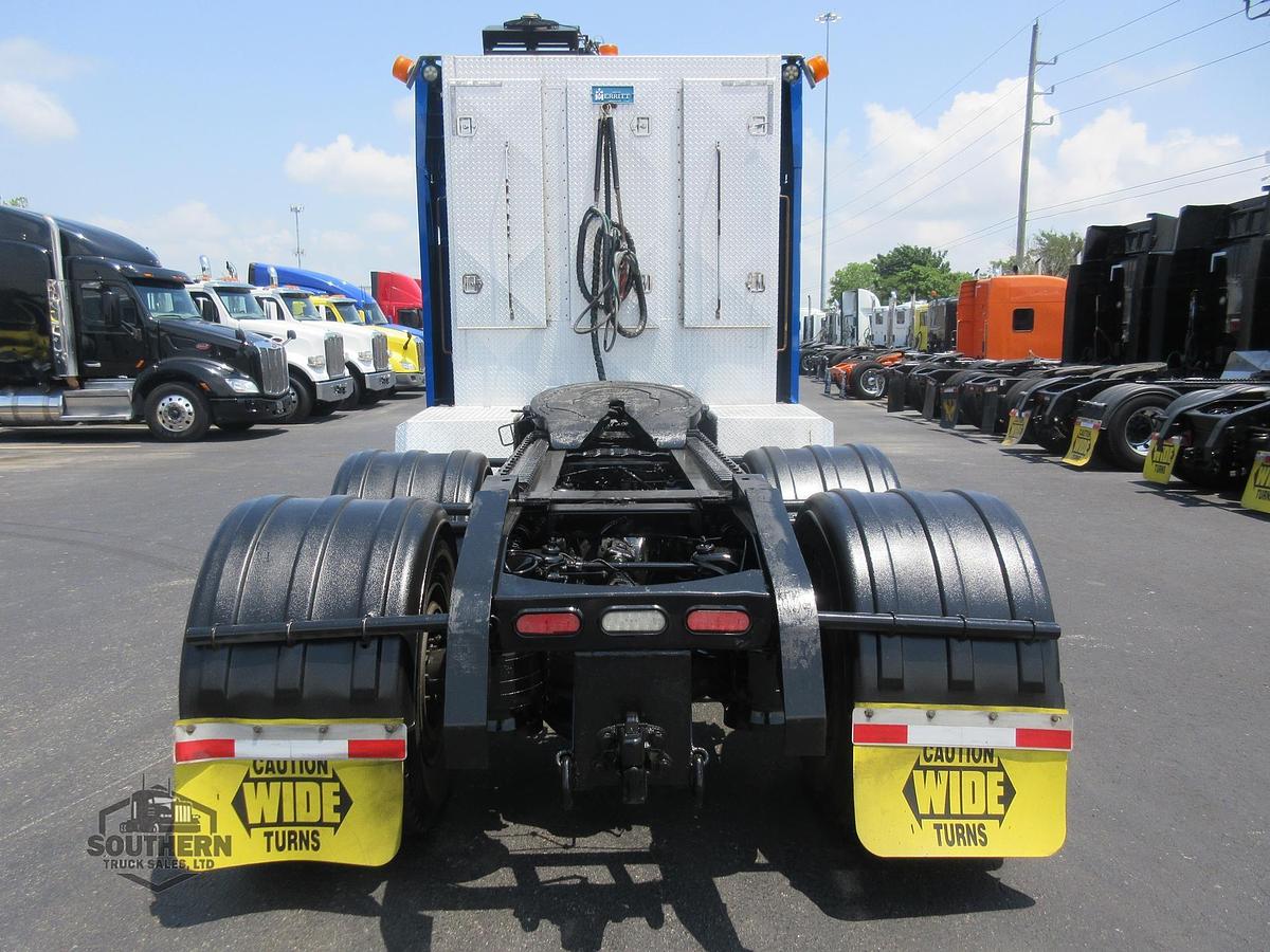 Used 2019 PETERBILT 567
