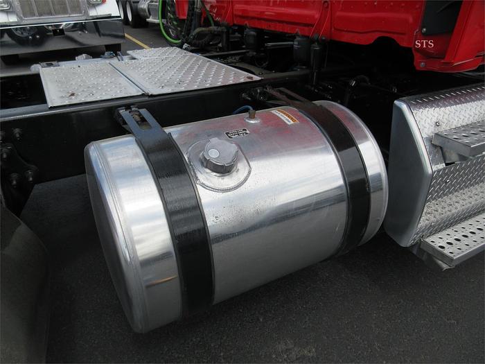 Used 2019 FREIGHTLINER CASCADIA 126