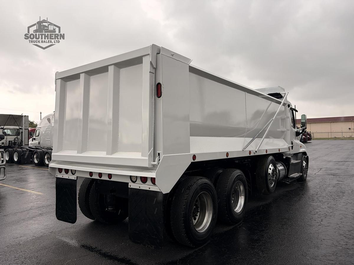 Used 2020 FREIGHTLINER CASCADIA 125