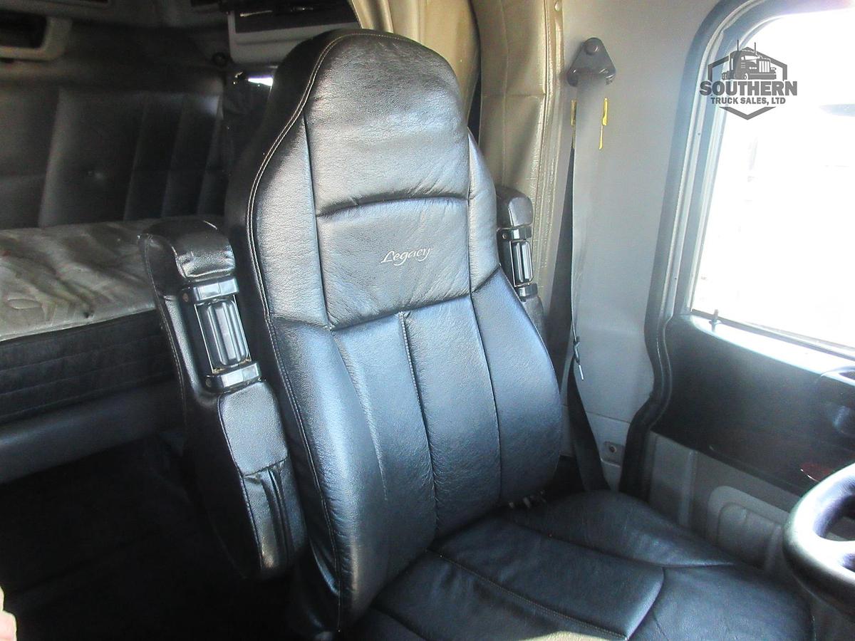 Used 2019 PETERBILT 389