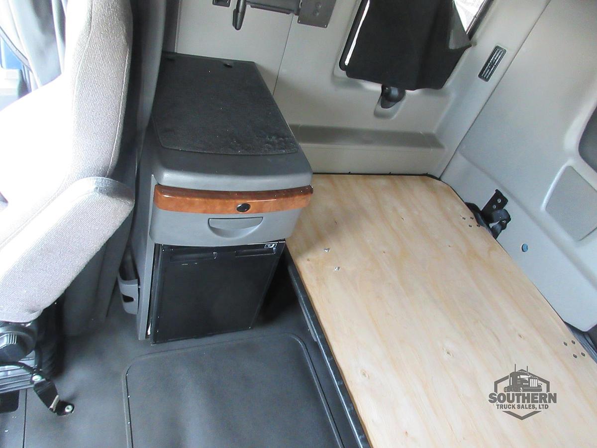 Used 2021 INTERNATIONAL LT
