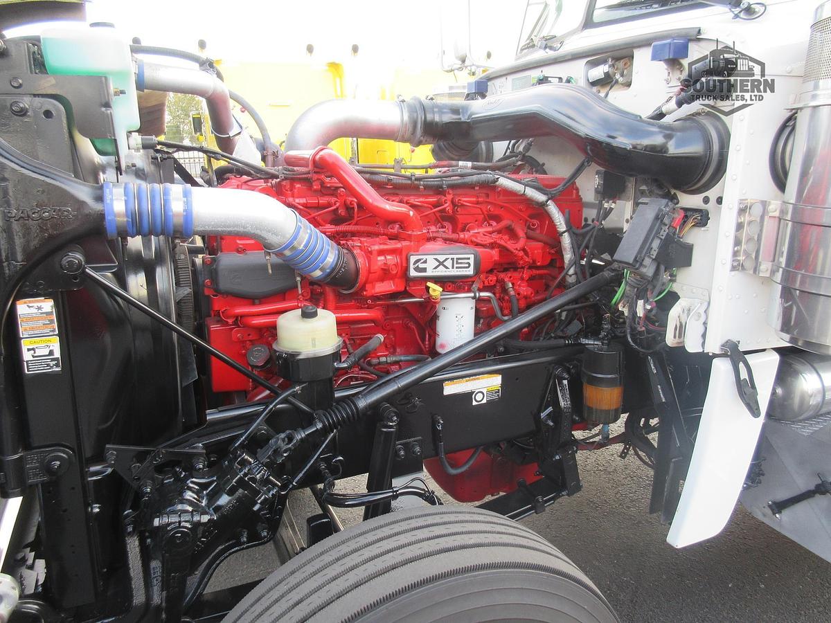 Used 2018 PETERBILT 389