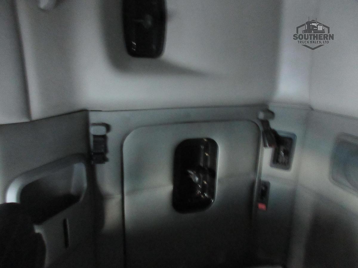 Used 2020 KENWORTH T880