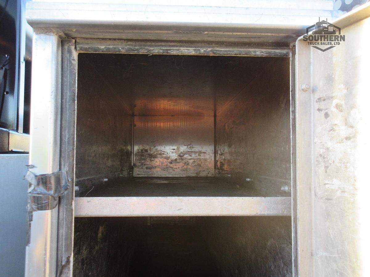 Used 2013 KENWORTH T440