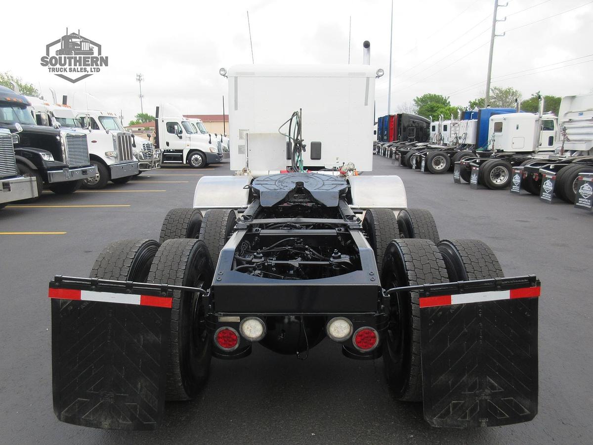 Used 2019 PETERBILT 567