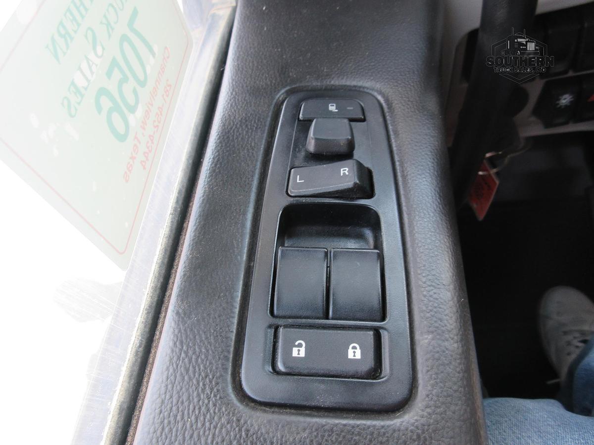 Used 2025 PETERBILT 567