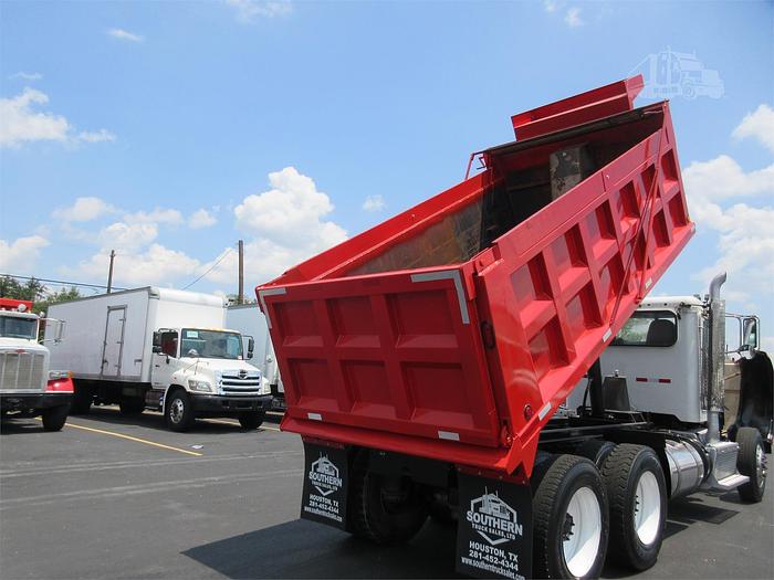 Used 2015 PETERBILT 365