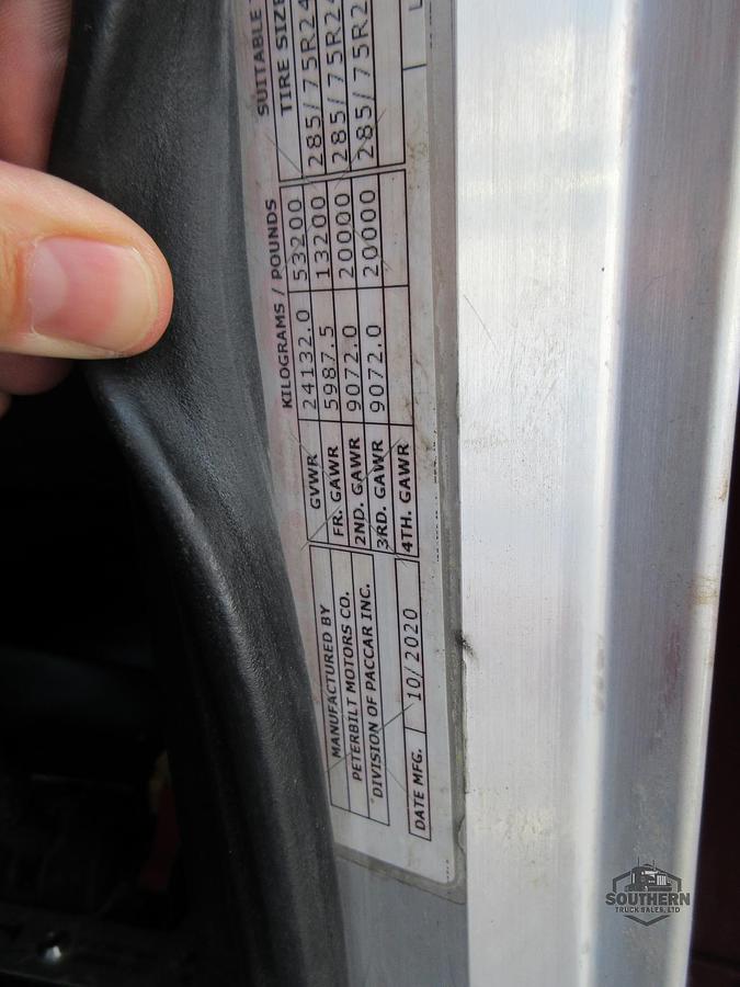 Used 2021 PETERBILT 389