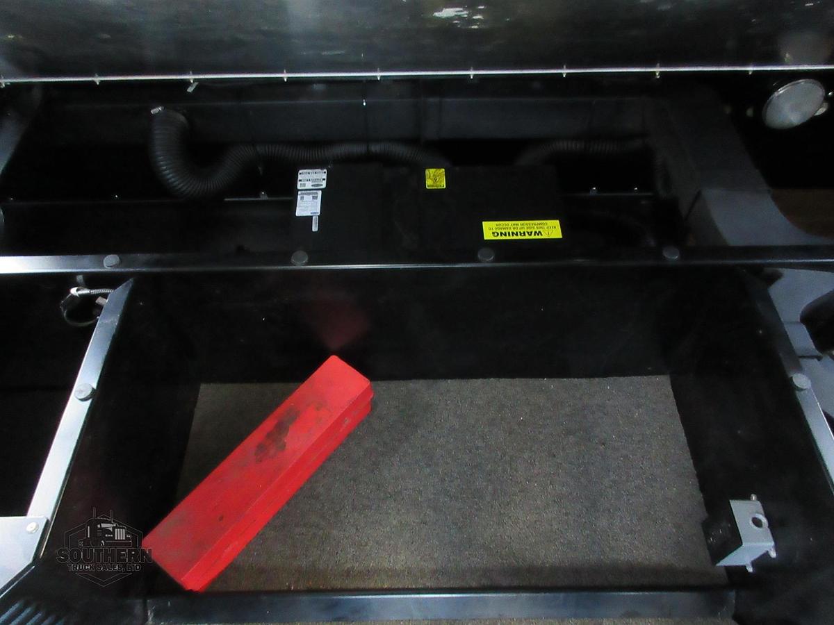 Used 2022 PETERBILT 389