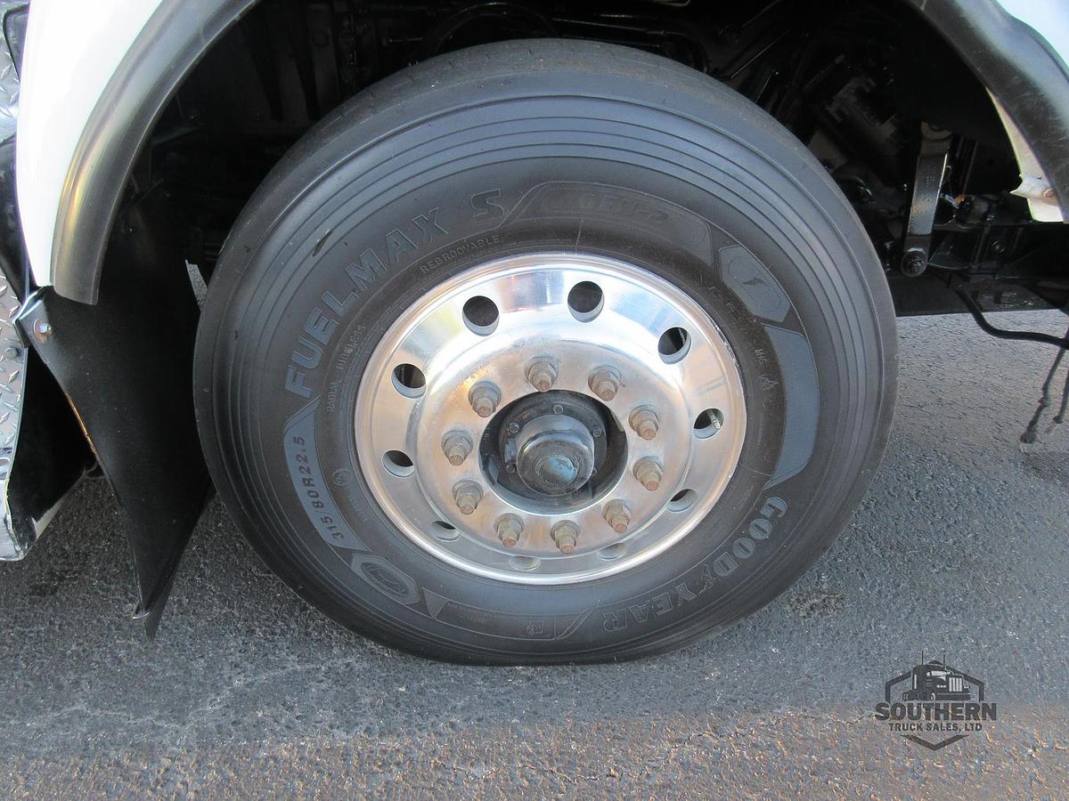 Used 2013 KENWORTH T440