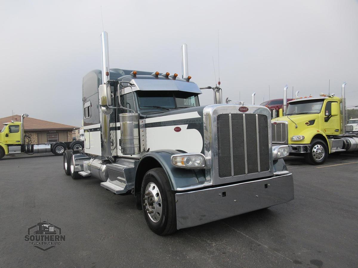 Used 2020 PETERBILT 389
