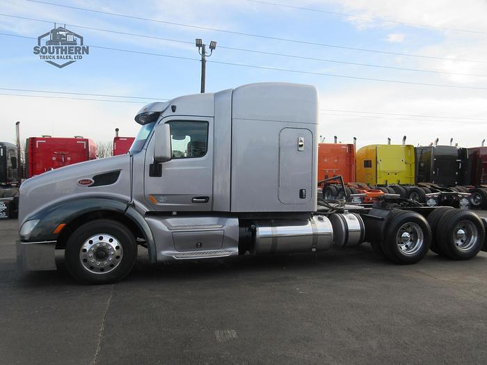 Used 2015 PETERBILT 579