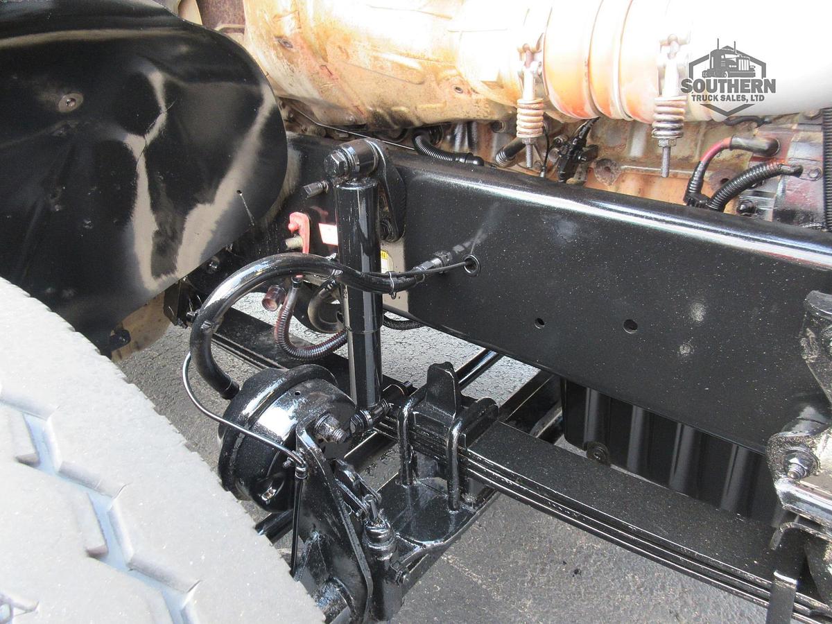 Used 2018 FREIGHTLINER CORONADO 122 SD