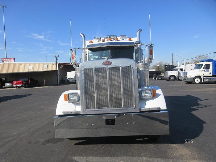 Used 2005 PETERBILT 379