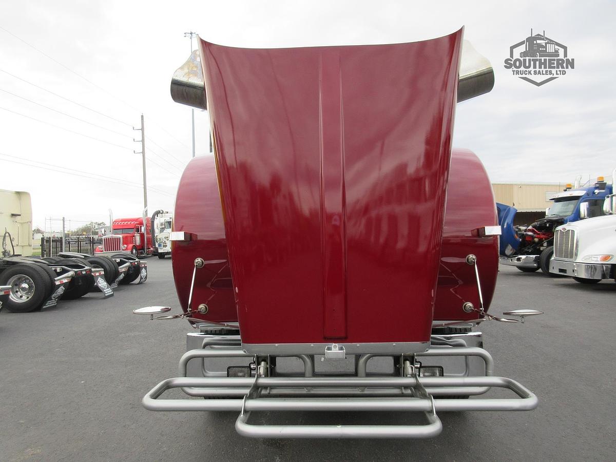 Used 2023 KENWORTH W900L