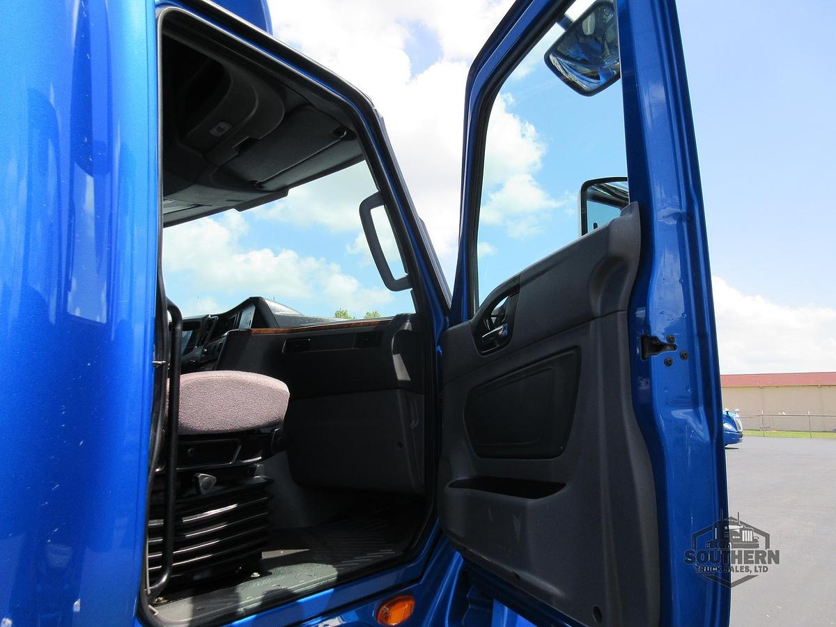 Used 2021 INTERNATIONAL LT