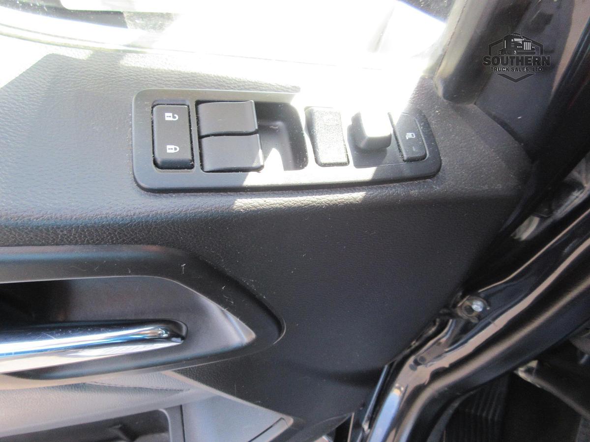 Used 2023 KENWORTH T880