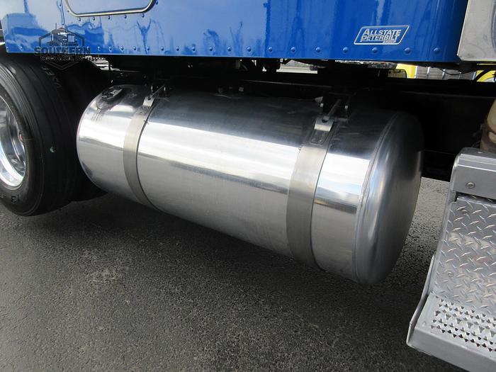 Used 2020 PETERBILT 567