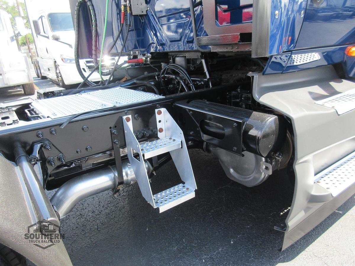 Used 2021 INTERNATIONAL LT